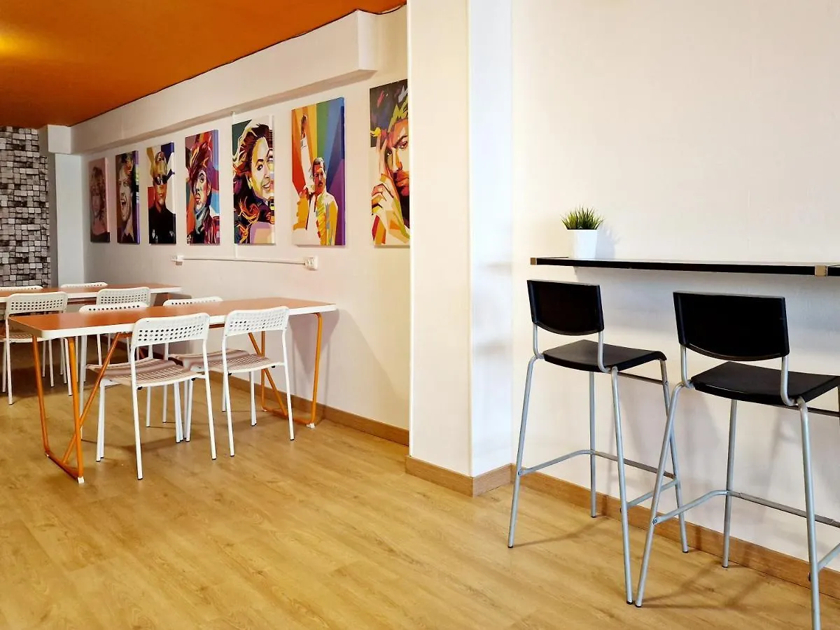 Hostel Arc House Barcelona 0*,
